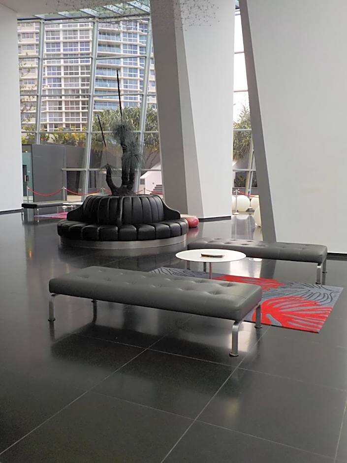 HR Surfers Paradise - Apartment 4204
