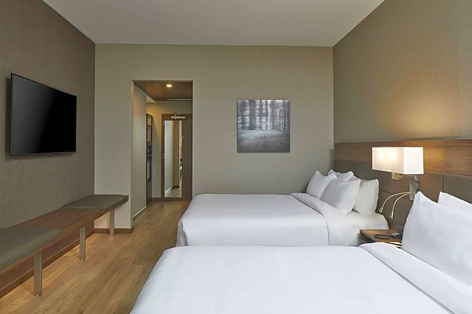 AC Hotel by Marriott Atlanta Airport Gateway