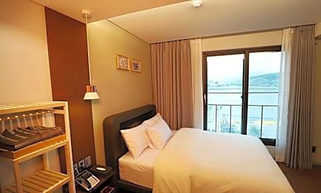 Deluxe Junior Suite