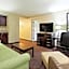Holiday Inn Express Hotel & Suites Pittsburgh Airport By IHG