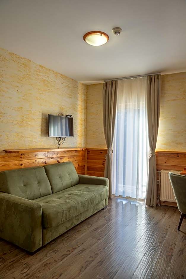 Hotel Enigma