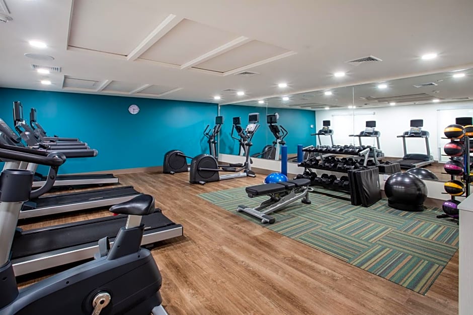 Holiday Inn Express & Suites - Deland South by IHG