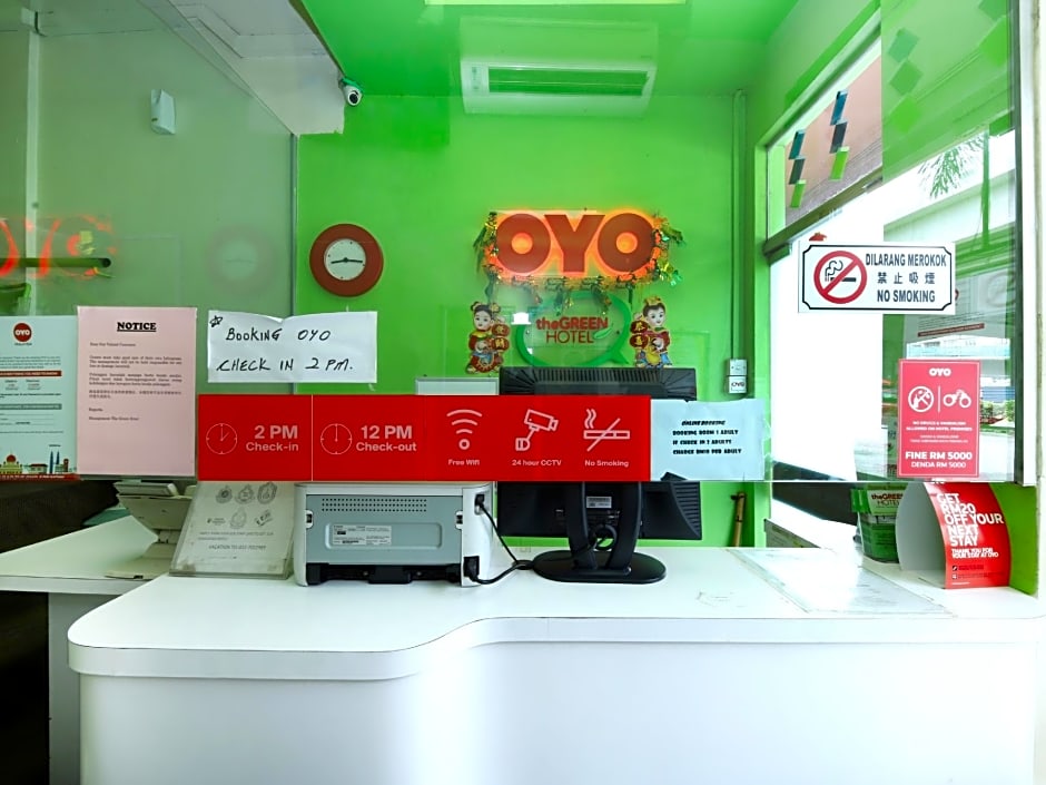 OYO 479 the green hotel