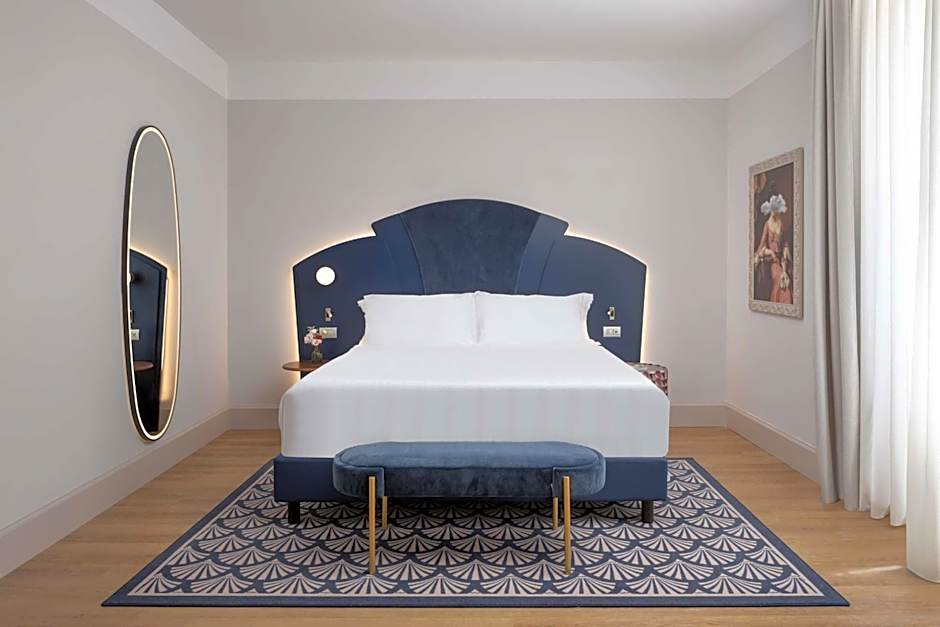 Anglo American Hotel Florence, Curio Collection by Hilton