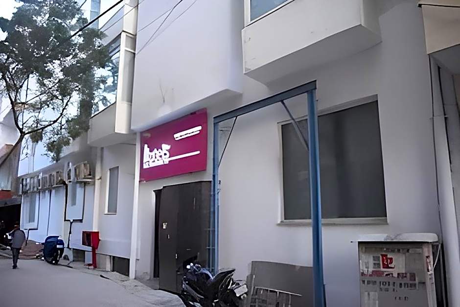 Lemonwood Suites By F9 Hotels