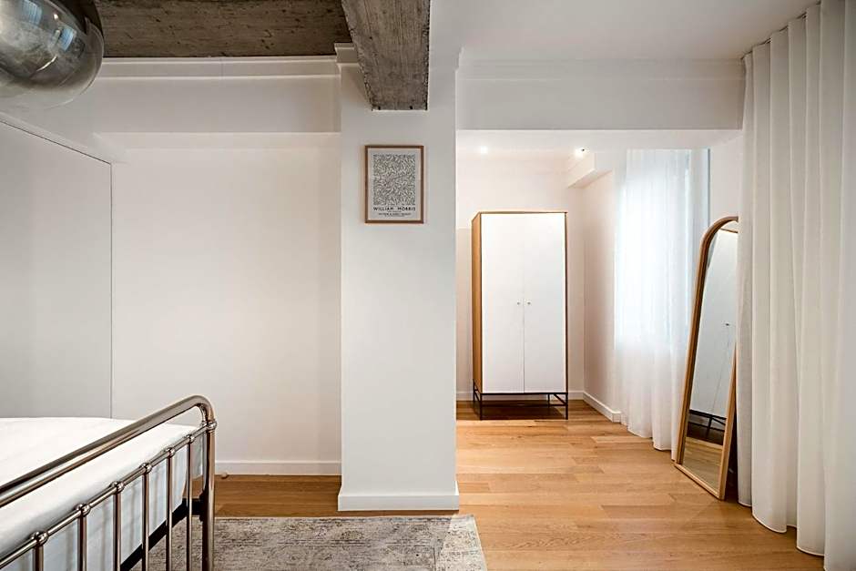 Photo 1 of 14 of 1 Bedroom Apartment