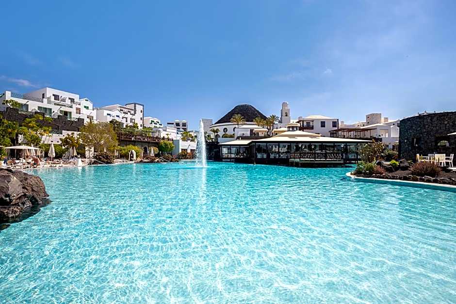 Hotel LIVVO Volcan Lanzarote