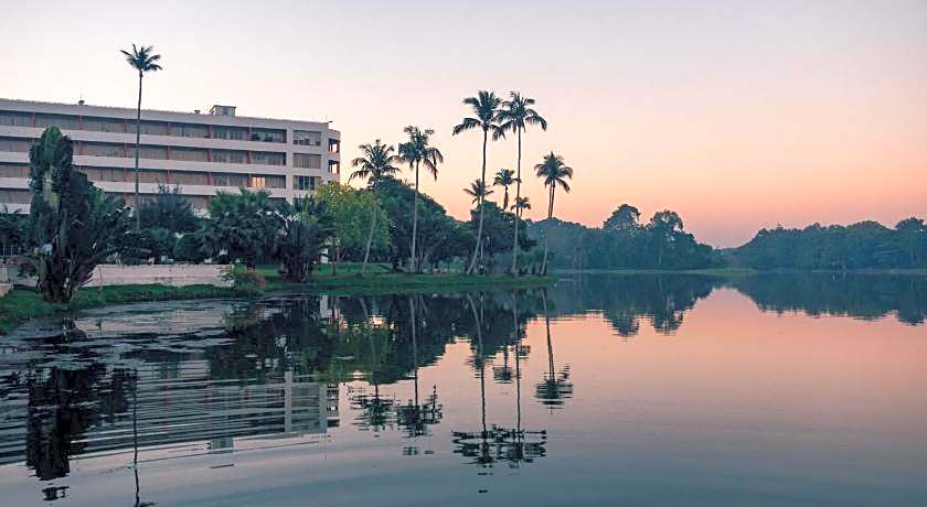 Inya Lake Hotel
