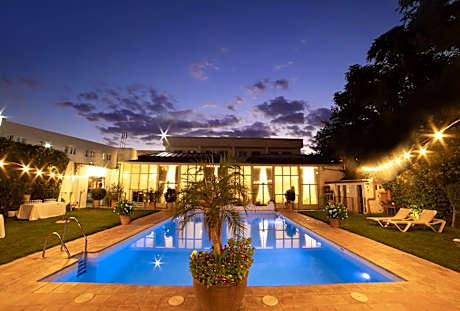 Hotel Oasis