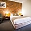 Sportslander Motor Inn