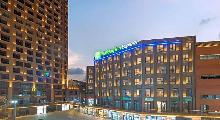 Holiday Inn Express Nantong North Gateway By IHG