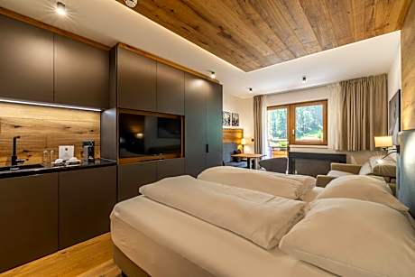 Double Room with Mountain View