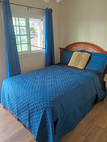 Two-Bedroom Apartment with Kitchenette