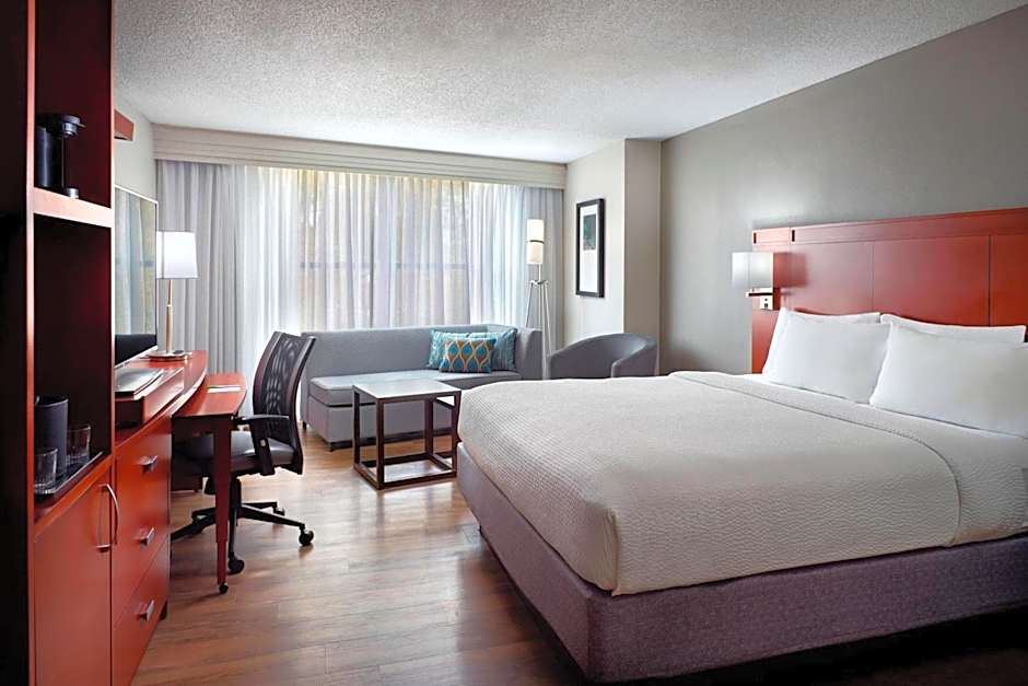 Courtyard by Marriott Atlanta Decatur Downtown/Emory