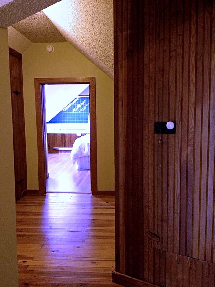 The Inn at Ragged Edge