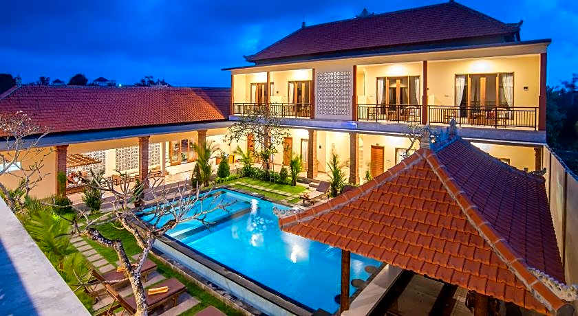 Tom's Inn Pecatu