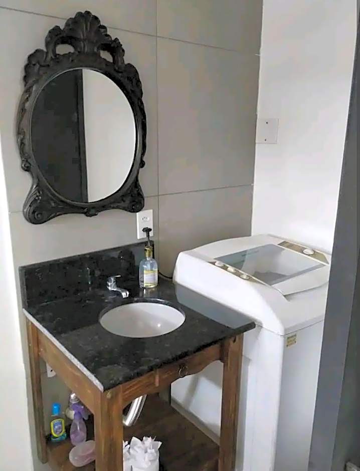 Hostap de frente com sacada