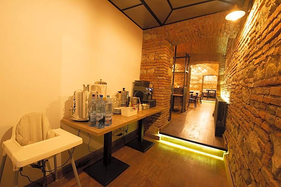 HOTEL BOUTIQUE CASA CHITIC -HOTEL AND RESTAURANT Str Johann Gott nr7