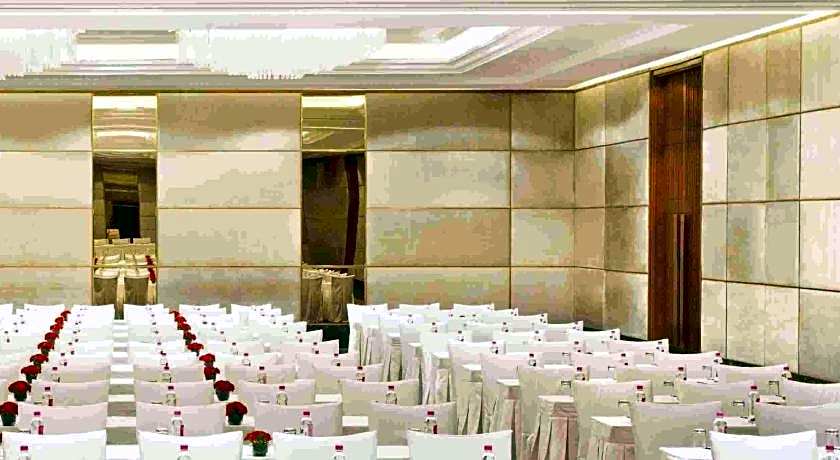 Holiday Inn New Delhi Mayur Vihar Noida By IHG