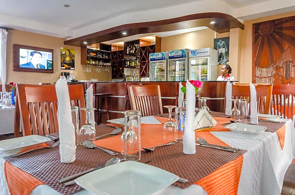 Marie's Royale Hotel