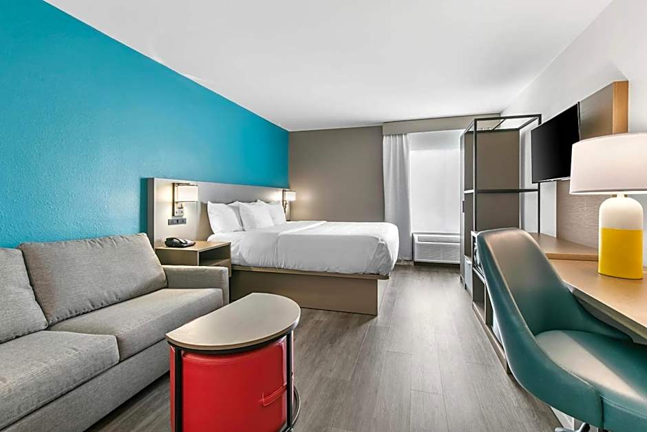 Comfort Inn & Suites