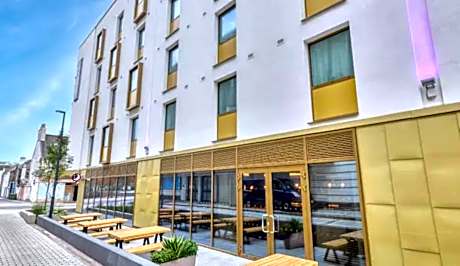 Premier Inn Jersey St Helier - Bath Street