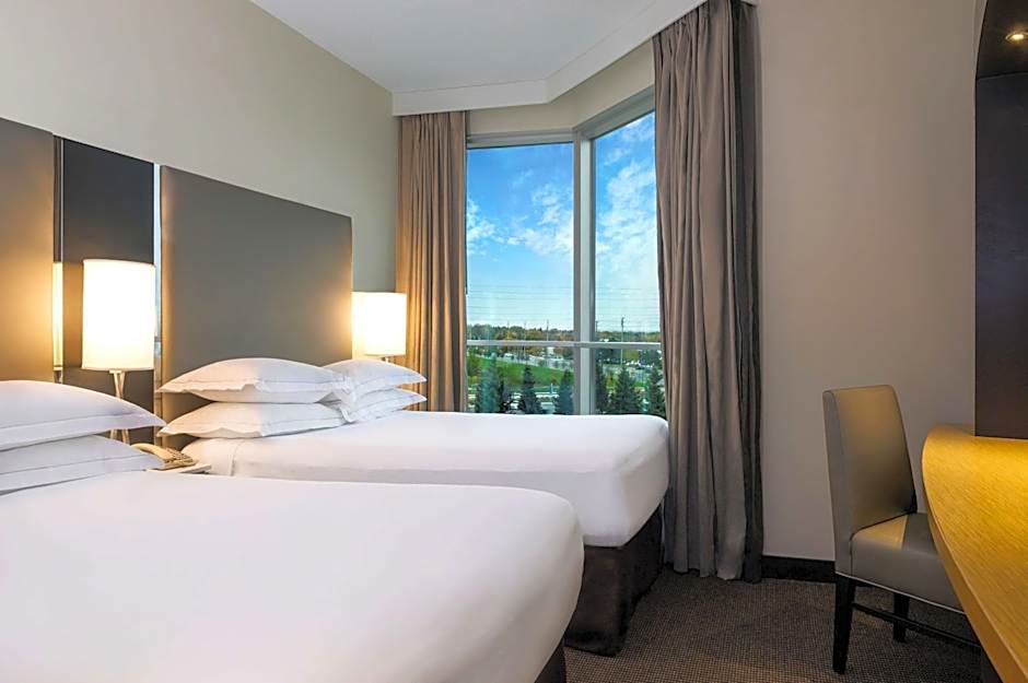 Hilton Suites Toronto/Markham Conference Center And Spa