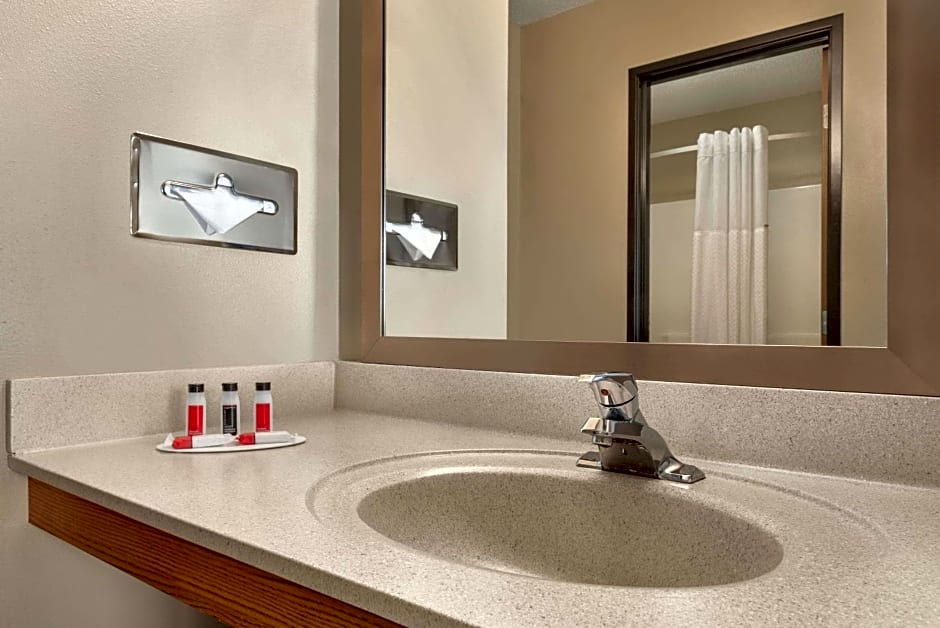 Super 8 by Wyndham Sioux Falls