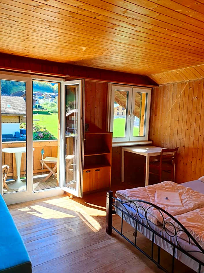 Lake Lodge Hostel