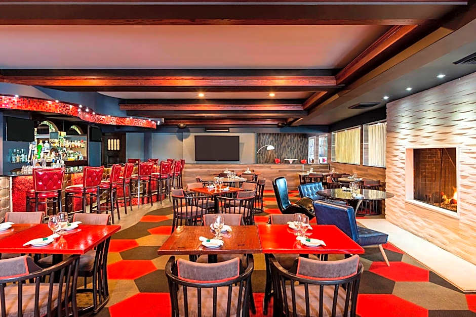 Four Points by Sheraton Chicago OHare Airport