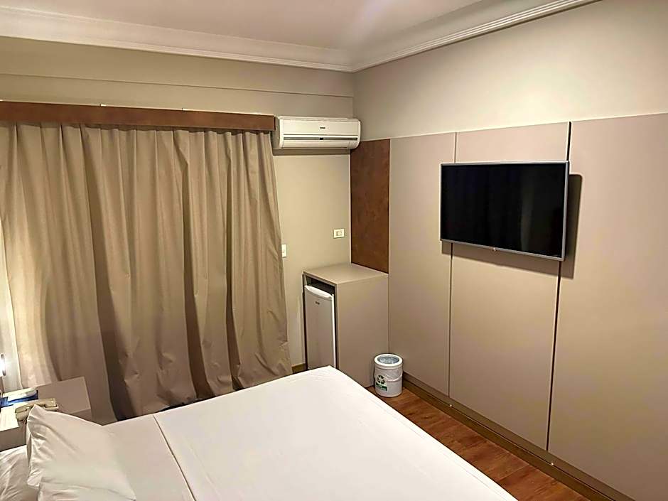 Ibis Styles Presidente Prudente, Portal of the West