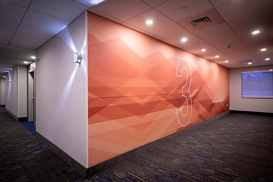 Holiday Inn Express And Suites Boston South - Randolph By IHG