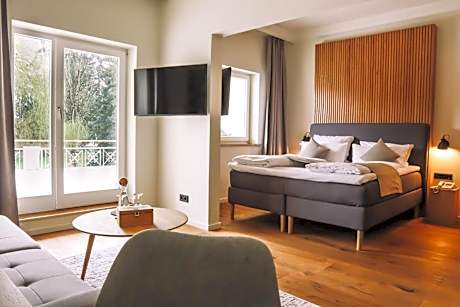 Junior Suite with Balcony