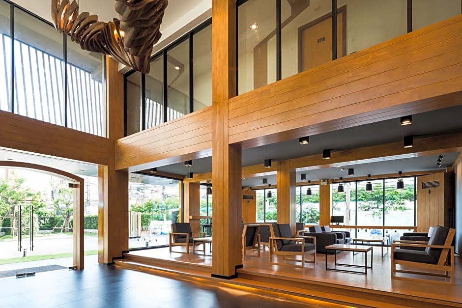 Asana Hotel & Residence