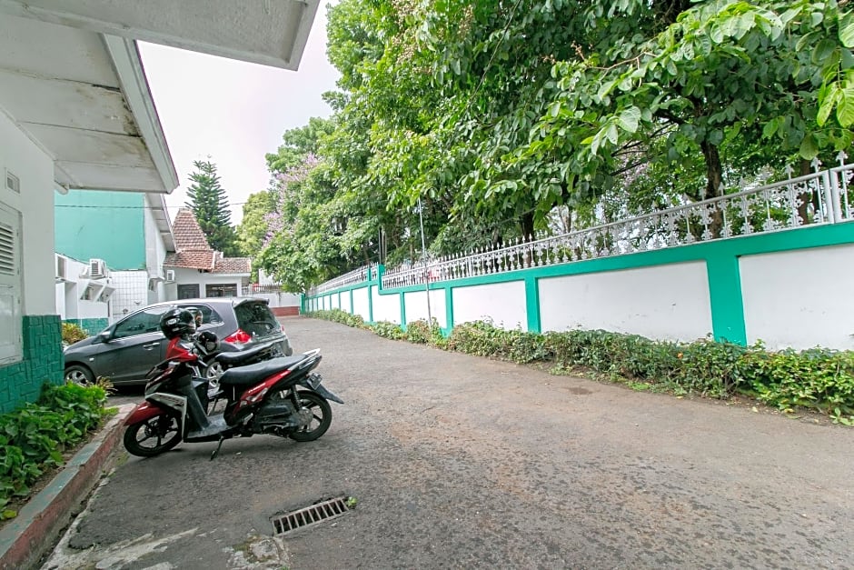 Spot On 1707 Hotel Mustika Widyasari