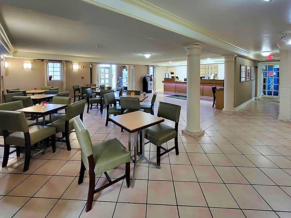 La Quinta Inn & Suites by Wyndham Amarillo West Medical Center
