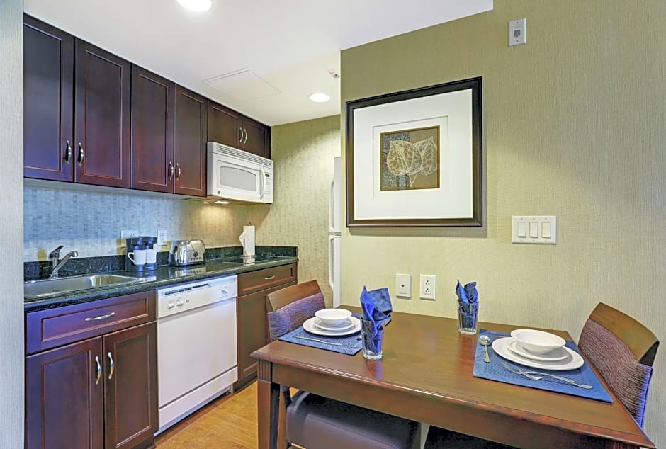 Homewood Suites by Hilton Cambridge-Waterloo Ontario