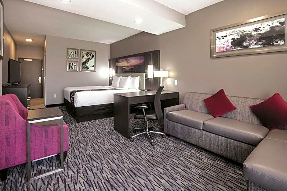 La Quinta Inn & Suites by Wyndham Amarillo Airport
