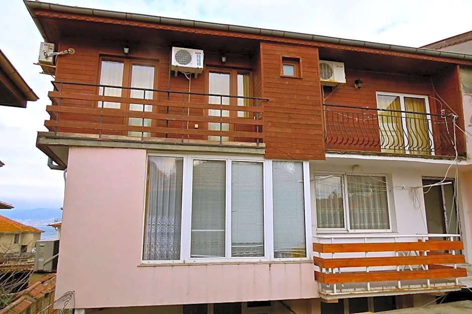 Family Hotel Lebed