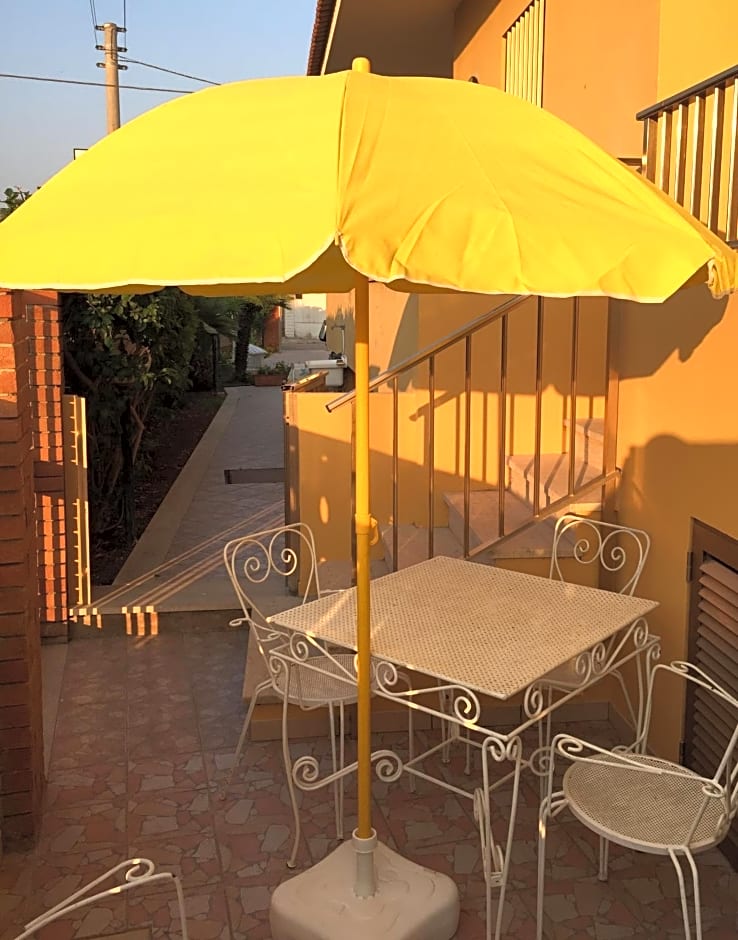 B&B Fiori Gialli Caucana