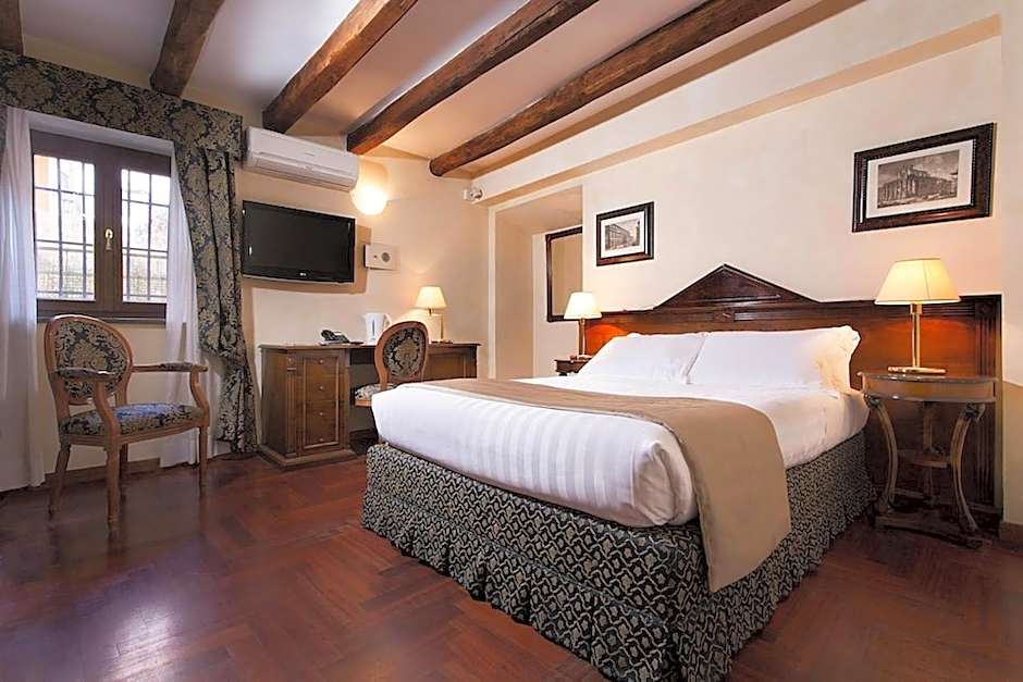 Hotel Teatro Pace