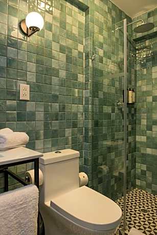 Flex Room with One Queen Wall Bed