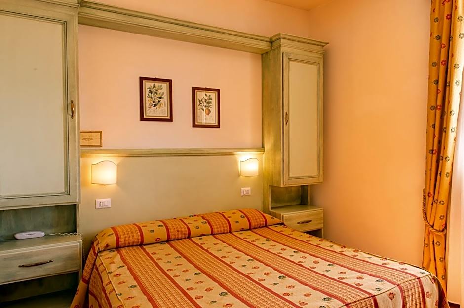 Photo 1 of 12 of Double Room
