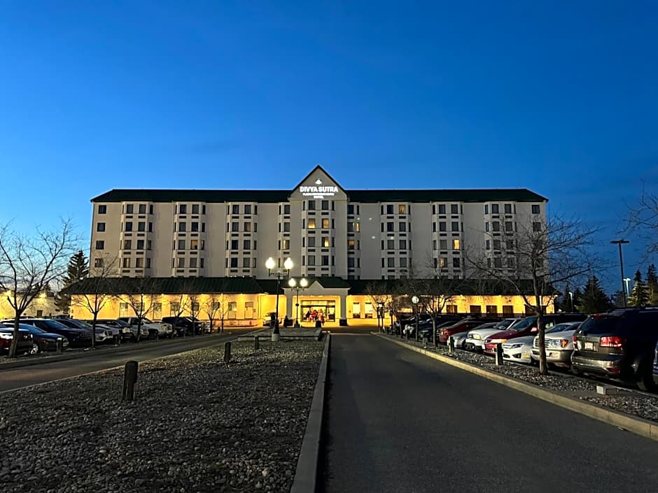 Divya Sutra Plaza and Conference Centre Calgary Airport