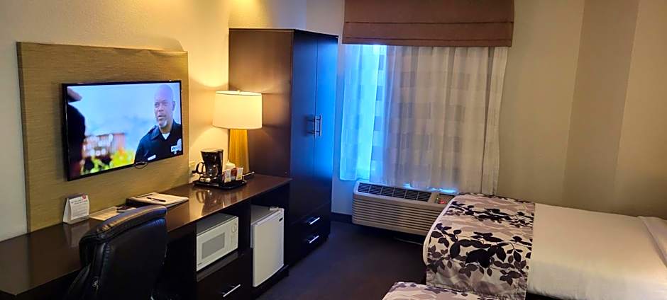 Baymont by Wyndham Pueblo