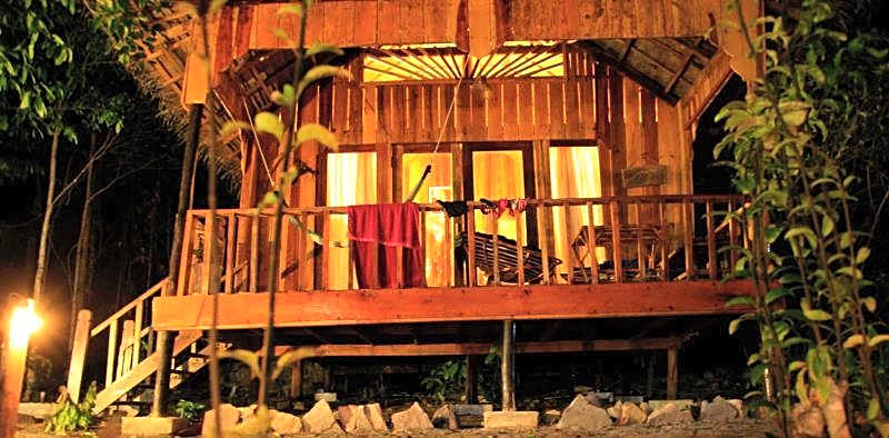 White Beach Bungalows at Koh Rong Island
