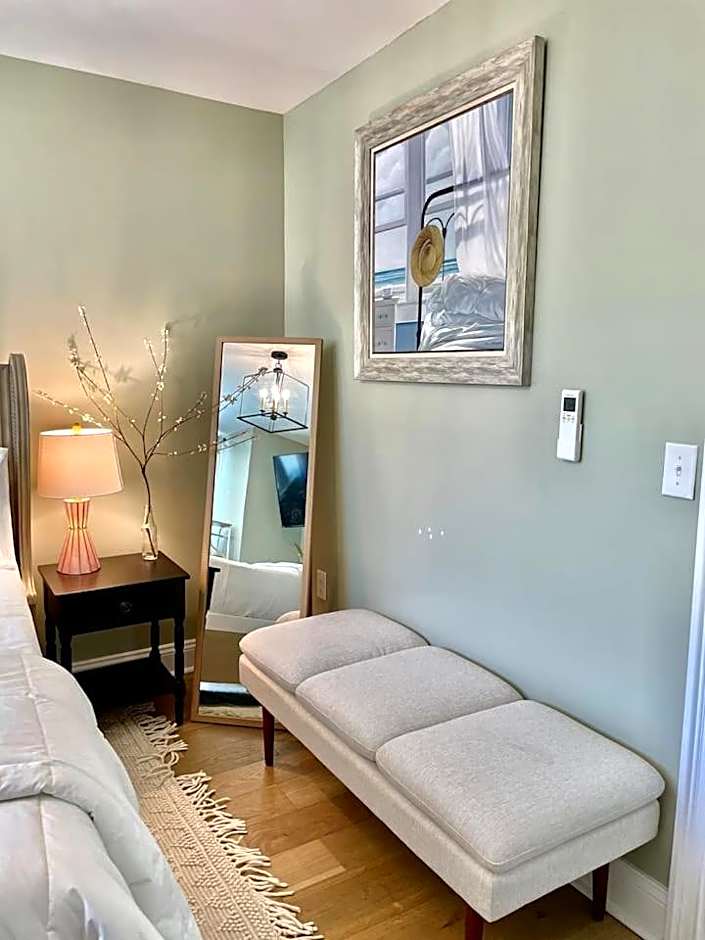 Buttonwood Boutique Hotel