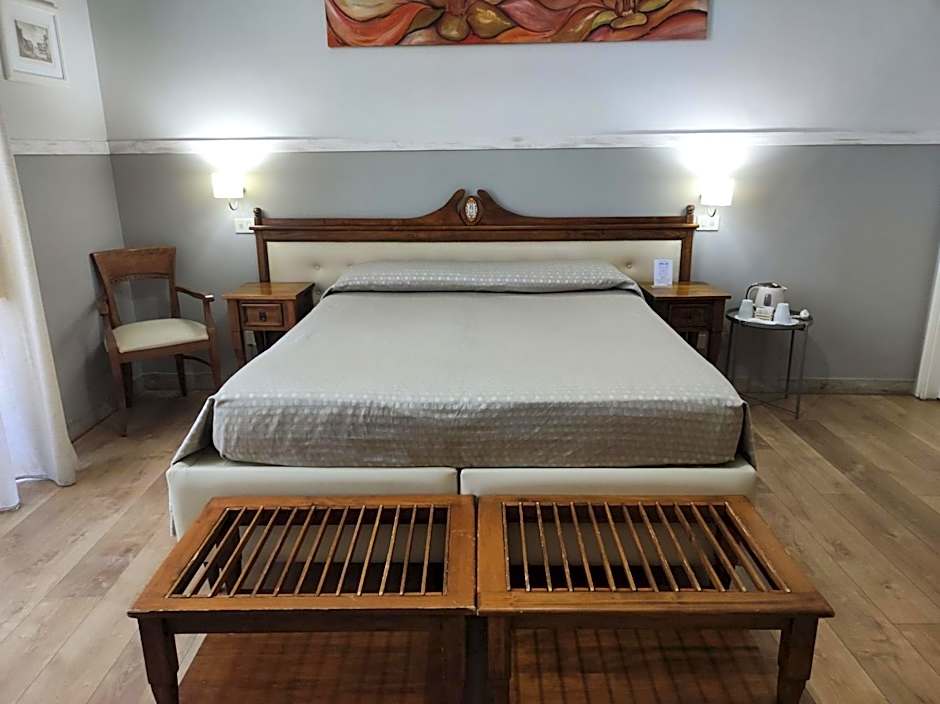 La Collegiata Guest House