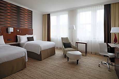 Grand Room, 1 King Bed