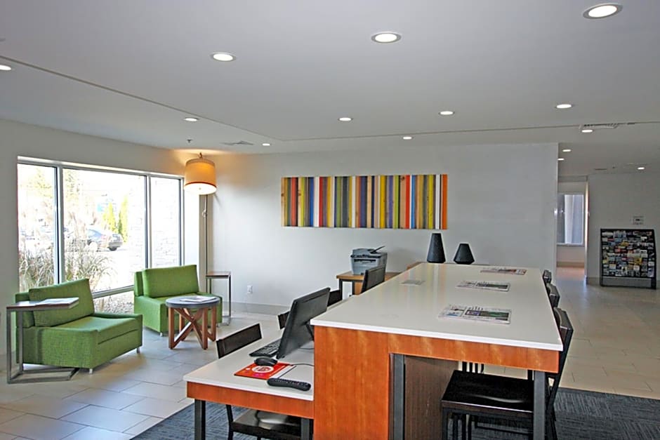 Holiday Inn Express Branford-New Haven By IHG